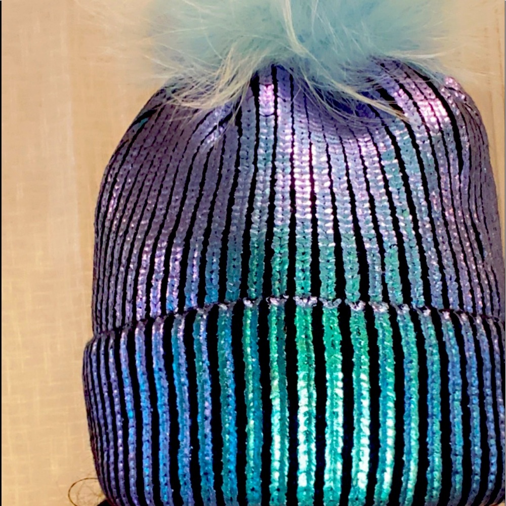 Adrienne Landau | Metallic Fur Bom Beanie